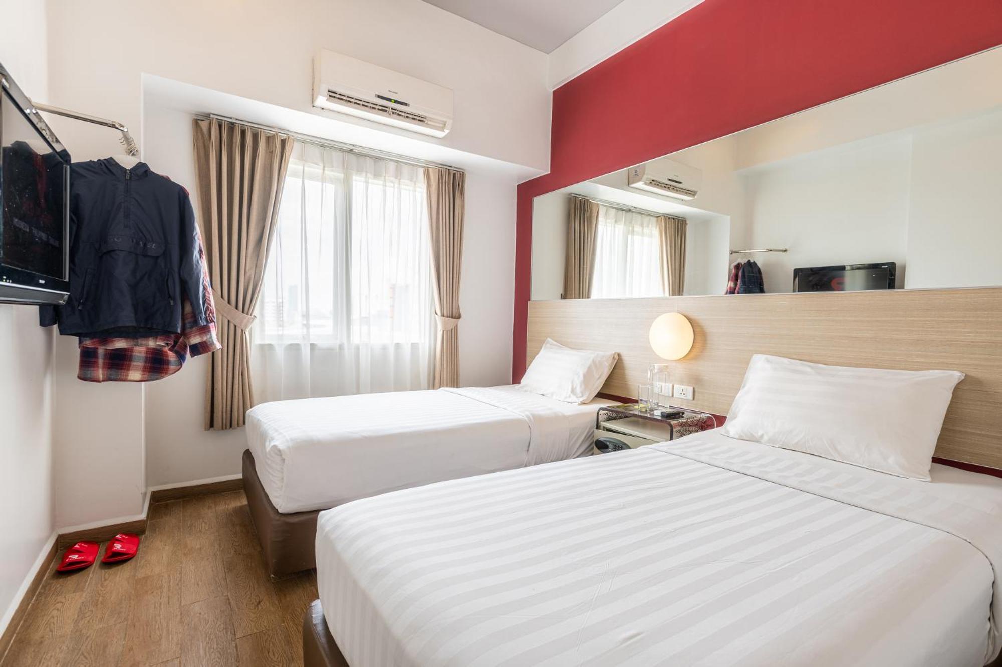 Monoloog Hotel Bekasi Exterior foto